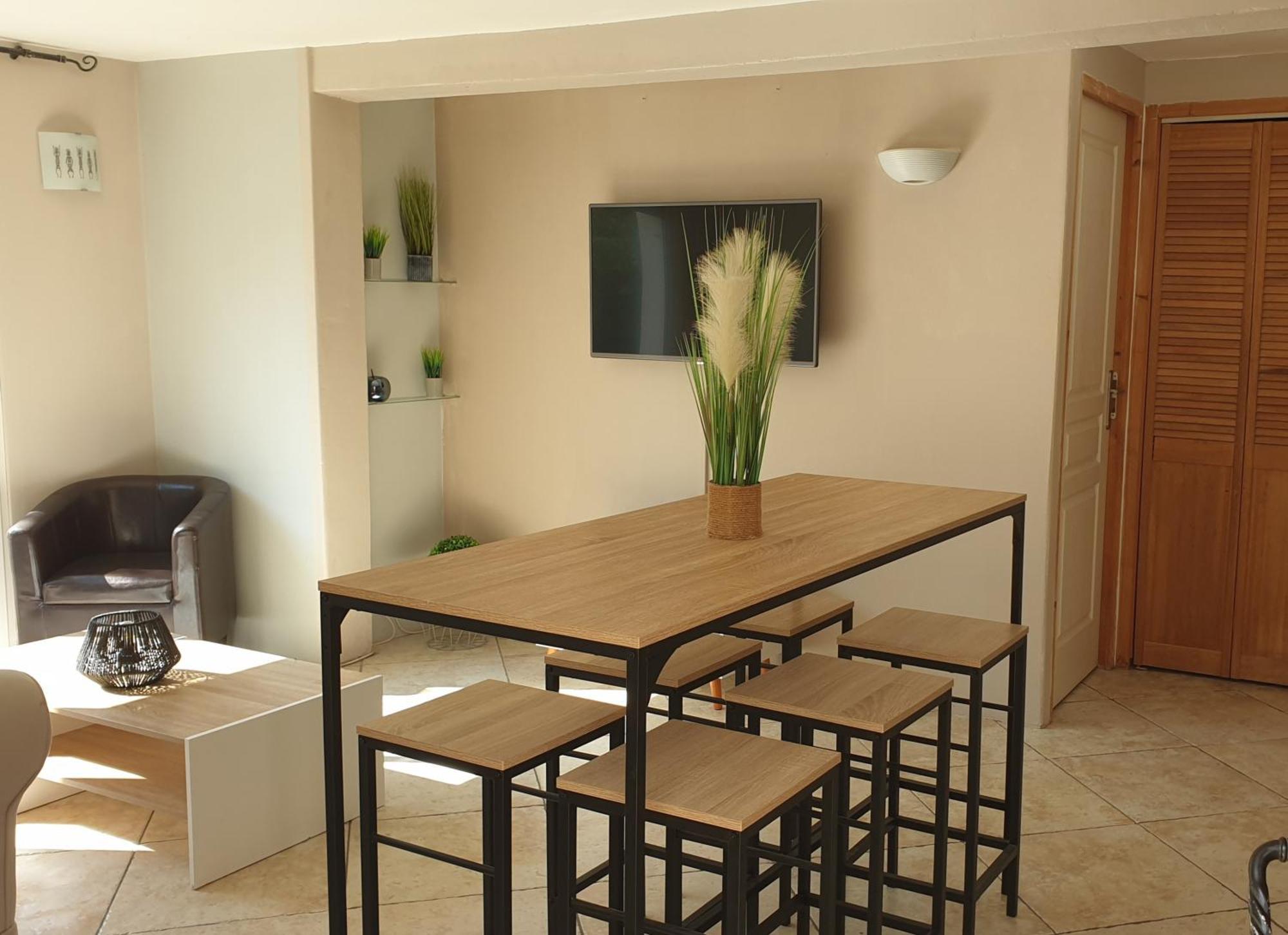 נים Orteils Au Soleil Jardin Parking מראה חיצוני תמונה
